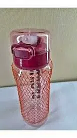 مطرة مياه رياضية مع غطاء محكم