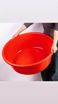 طشت بلاستيك دائري كبير - أحمر