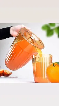 طقم إبريق وكاسات بلاستيك شفاف