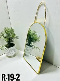 مرآة معلقة بتصميم مقوس (R-19-2)