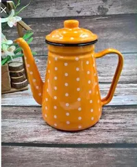 إبريق قهوة بنقاط البولكا