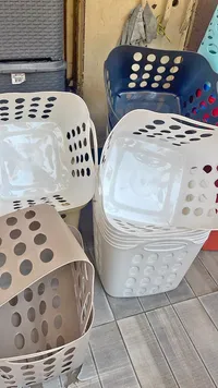 سلة غسيل بلاستيك