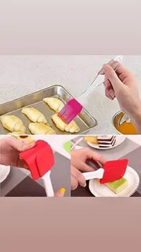 فرشاة سيليكون وملعقة مسطحة (Kitchen Tools)