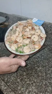 سلطة الجمبري والأرز