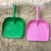 مجرفة تنظيف بلاستيكية