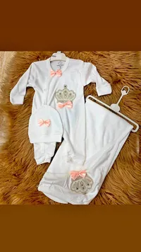 طقم مواليد فاخر بتصميم التاج - بيبي ون (Baby One)