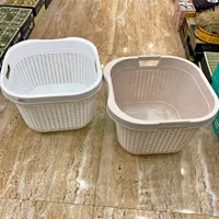 سلة غسيل بلاستيك