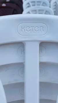 كرسي بلاستيك - كيتر (Keter)