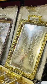صينية تقديم مستطيلة بنقوش كلاسيكية - ذهبية