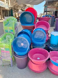 سطل بلاستيك متعدد الاستخدامات