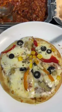 بيتزا متنوعة الحشوات