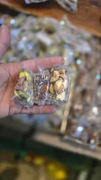 حلقوم بالمكسرات المشكلة