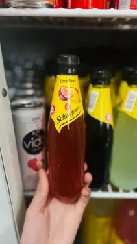 شويبس نكهة استوائية - Schweppes