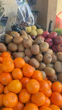 تشكيلة فواكه طازة متنوعة