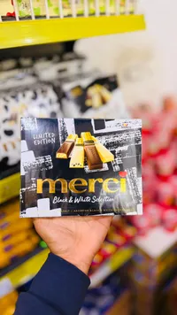 تشكيلة شوكولاتة بلاك آند وايت - ميرسي (Merci)
