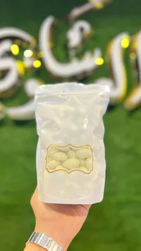 كرات شوكلاتة بيضاء