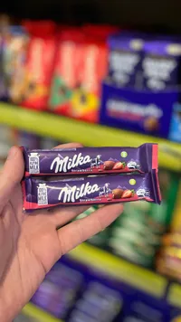 شوكولاتة ميلكا بالفراولة - Milka Strawberry