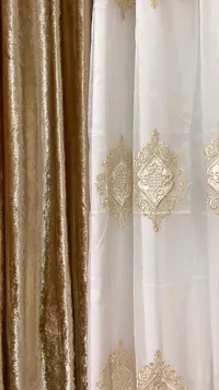 ستائر مخملية مطرزة