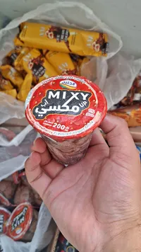 مشروب لبن بطعم الفراولة - مكسي أب (Mixy Up)