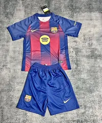 طقم رياضي للأطفال - برشلونة من نايكي (Nike)