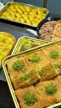باقلاوة بالفستق الحلبي