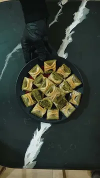 بقلاوة بالفستق الحلبي