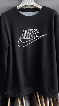 Nike Swoosh Sweatshirt - Black
