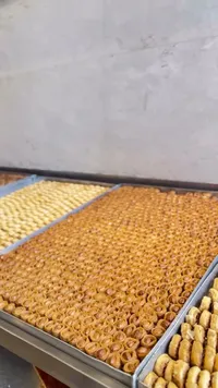 بقلاوة عش البلبل بالفستق الحلبي