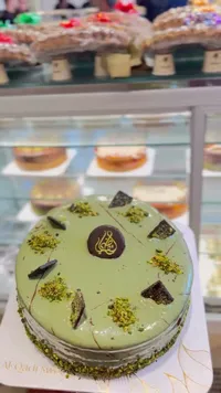قالب كيك بالفستق الحلبي - حلويات القاضي (Al Qadi Sweets)