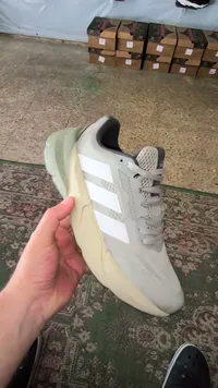 حذاء رياضي شبابي - أديداس (Adidas)