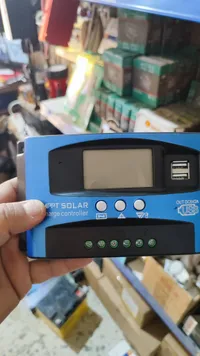 منظم شحن الطاقة الشمسية MPPT Solar Charge Controller