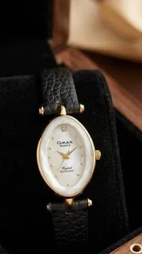 ساعة يد نسائية بيضاوية - أوماكس (Omax)