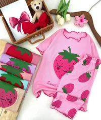 تشكيلة ملابس أطفال فراولة - Sweet