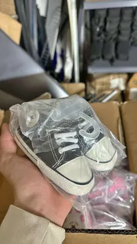 حذاء رياضي للأطفال - كونفرس (Converse)