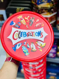 علبة شوكولاتة مشكلة - سيليبريشنز (Celebrations)