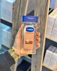 زيت الجسم كوكوا راديانت - فازلين (Vaseline)