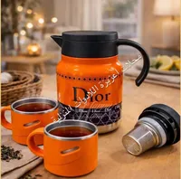 طقم ترمس مع أكواب بتصميم ديور (Dior)