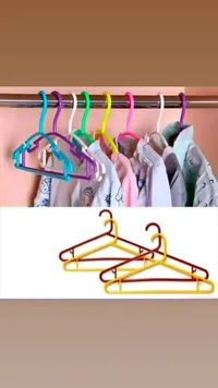 علاقات ملابس بلاستيكية ملونة