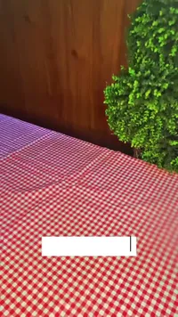 مفرش طاولة كاروهات ملون