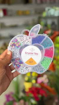 علبة خرز ملون وتشكيل - كريستال تيك (Crystal Tec)