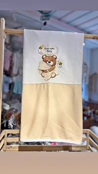 بطانية أطفال بتصميم دب نائم (Baby)