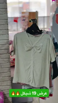 بلوزة أطفال مزينة بشريط ودانتيل