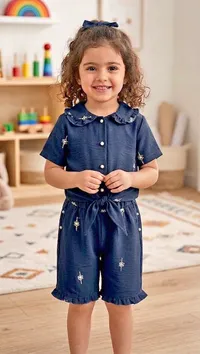 طقم شورت وبلوزة أطفال مطرز (Kids Outfit)
