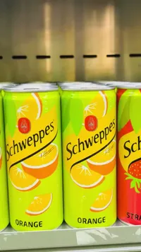 مشروب غازي بنكهة البرتقال - شويبس (Schweppes)
