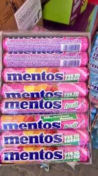 حلوى مينتوس بالفواكه المشكلة (Mentos)