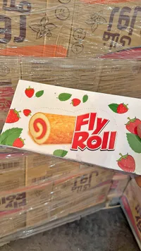 كيك رول بالفراولة - فلاي رول (Fly Roll)
