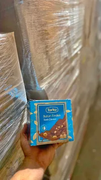 شوكولاتة بالحليب والبندق كامل - توركو (Torku)