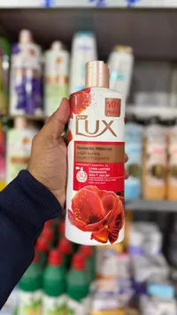 Lux Romantic Hibiscus Body Mist
