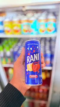 مشروب راني فلوت بالفراولة والموز (Rani Float)