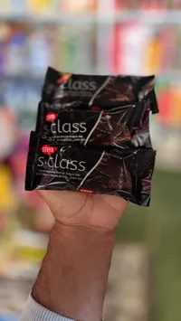 كيك مغطى بالكاكاو ومحشو بالكريمة - إس كلاس (S-Class)